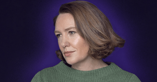 Quem é a Paula Hawkins e qual o motivo do seu sucesso?